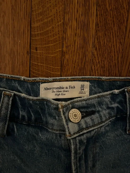 Abercrombie & Fitch Light Blue Distressed Denim Cutoff Shorts - Picture 2 of 3